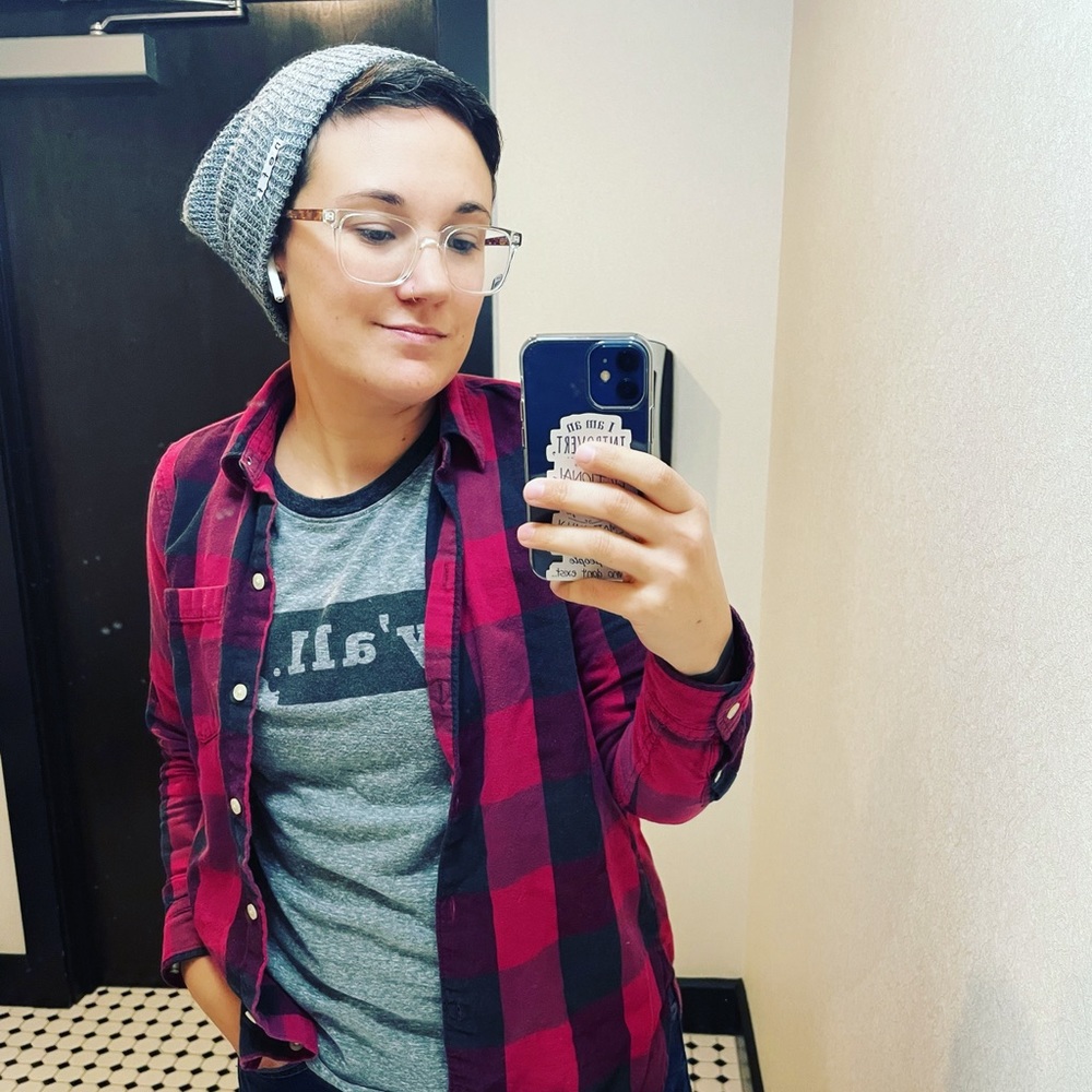 Meet your Posher, Julie anne